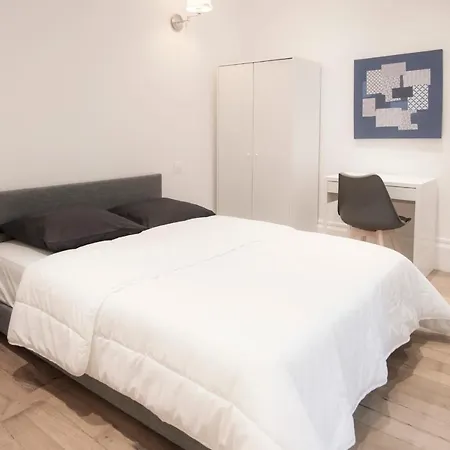 Apartment Spacious And Bright Apt At The Arc De Triomphe Paris
