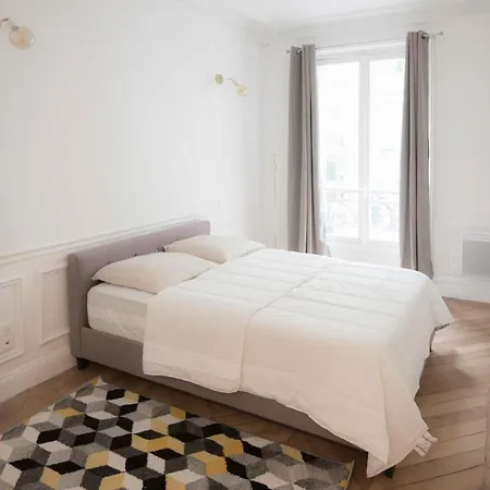 Apartment Spacious And Bright Apt At The Arc De Triomphe Paris